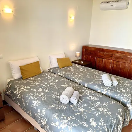 In With Private Pool Holiday home *